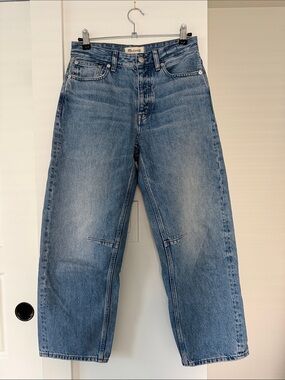Madewell The Curvy Darted Barrel-Leg Jeans